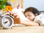 Muốn trị tật ngủ nướng, bạn phải biết đến 5 tuyệt chiêu này